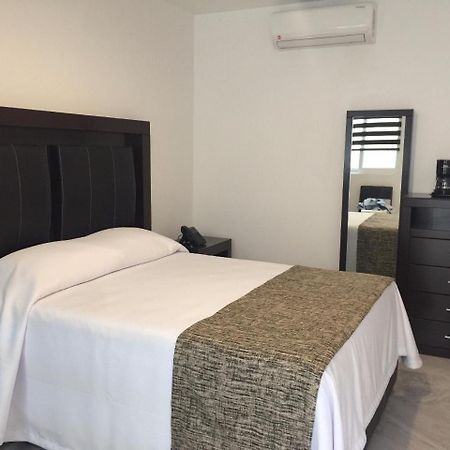 Hotel MAC7 Aguascalientes Buitenkant foto