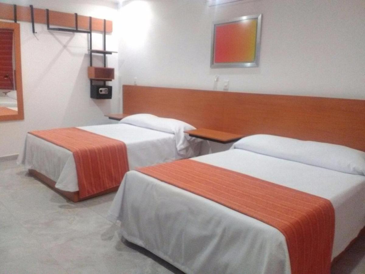Hotel MAC7 Aguascalientes Buitenkant foto